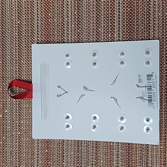 Napier earrings set of 12 - Picture 6 of 7